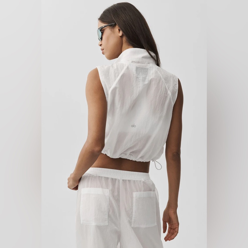 Alo Yoga Ripstop Electric Vest White S - Picture 3 of 12